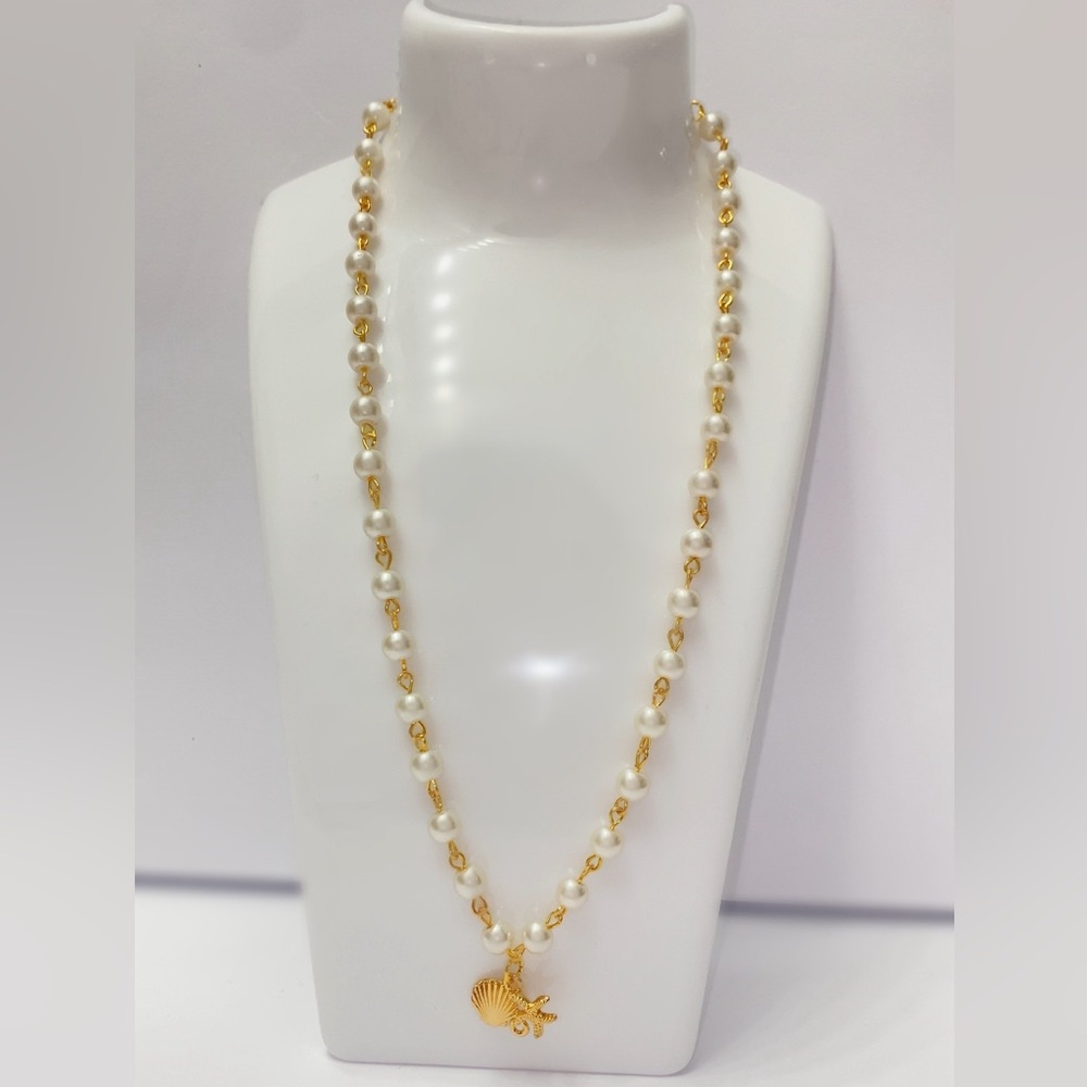 Gold Pearl Chain Necklace w/ Shell & Starfish Charm - Coastal Beach Jewelry